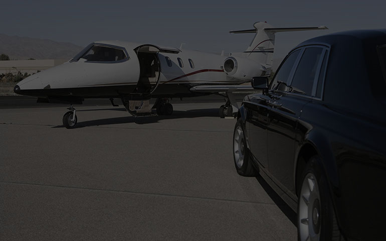 Airport luxury car rental services